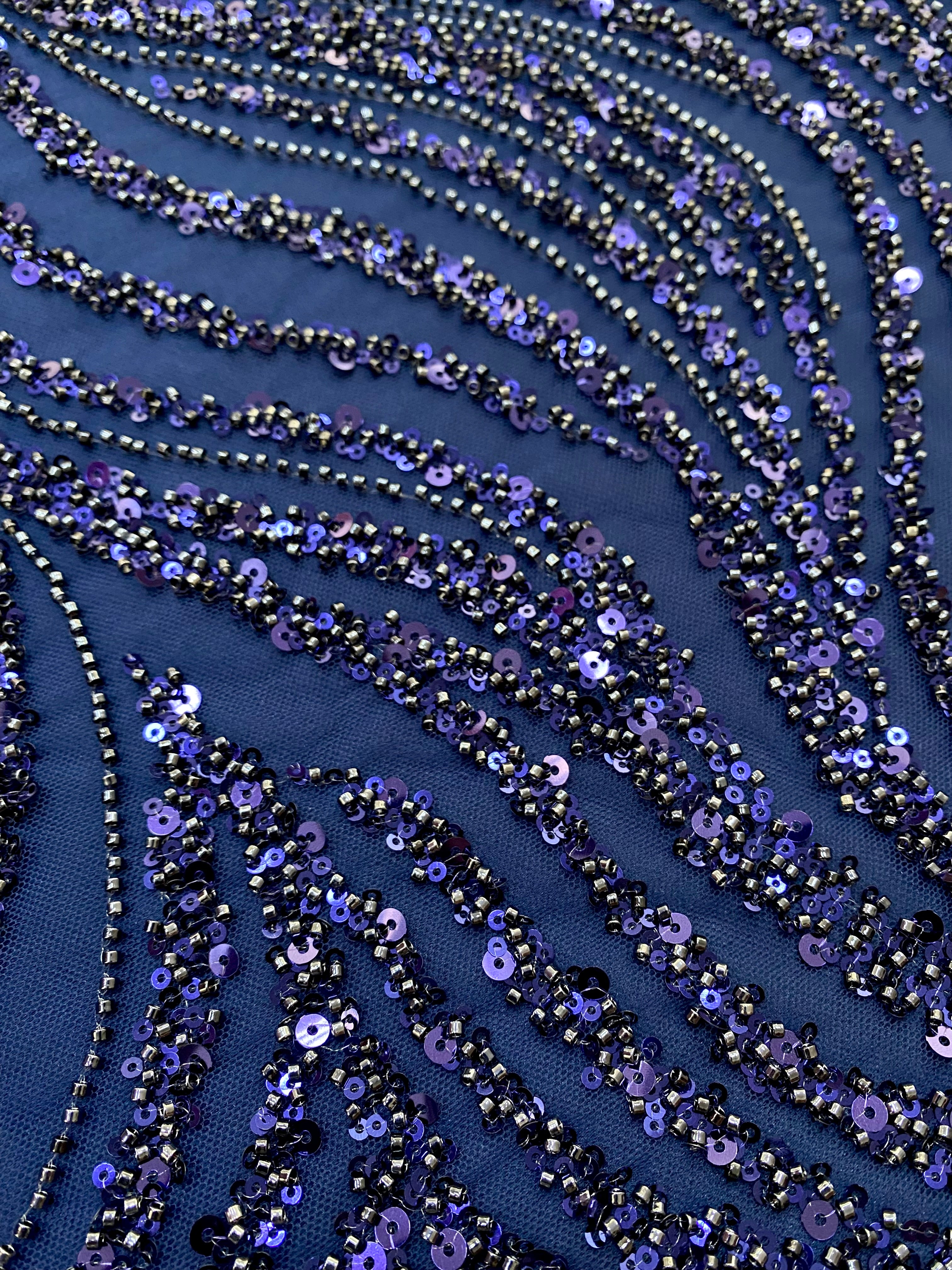 Dantela Couture Bleumarin cu Model Liniar, cu Margele si Paiete