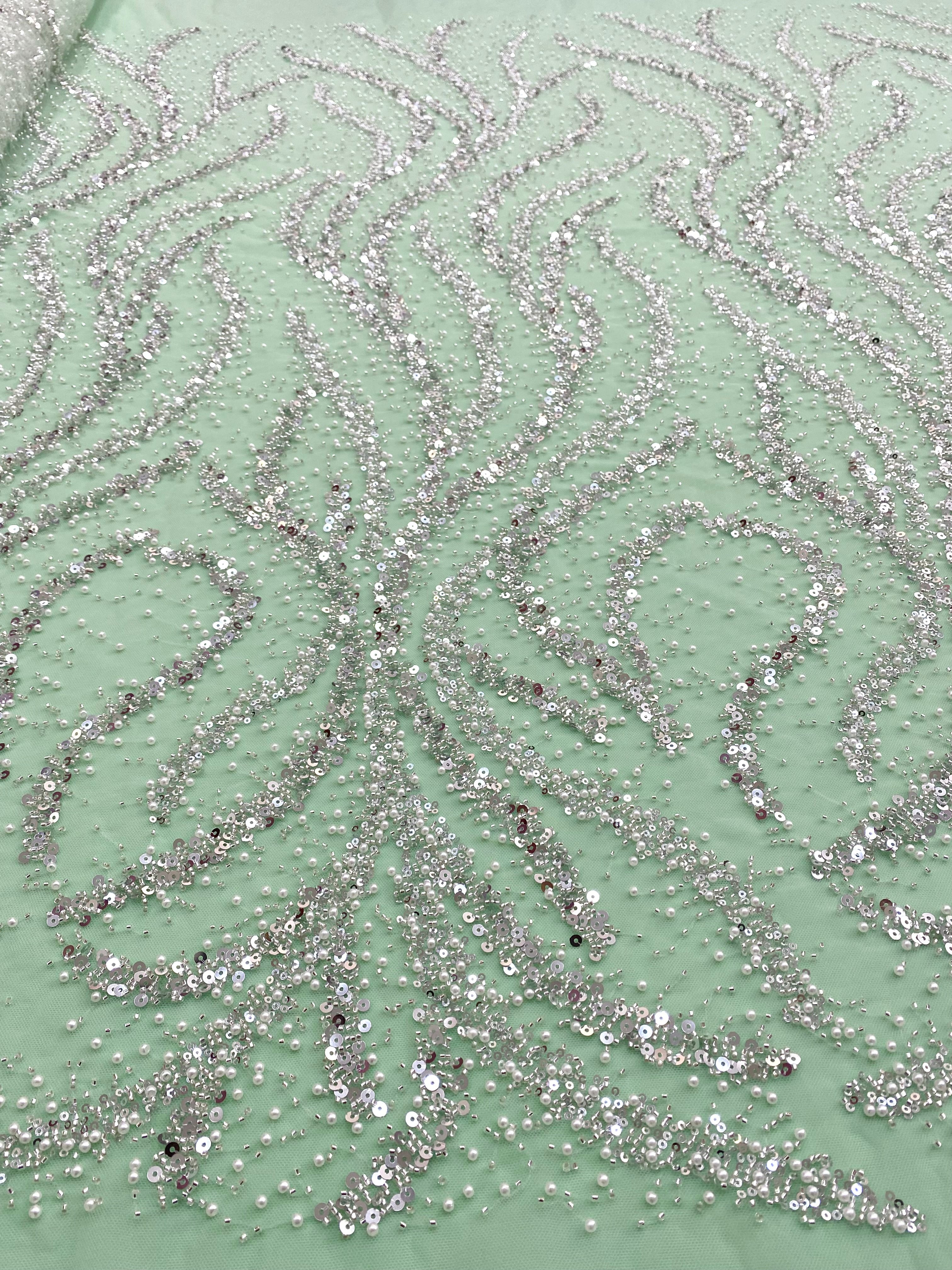 Dantela Couture Argintie pe Tulle Verde Menta cu Perle, Margele si Paiete