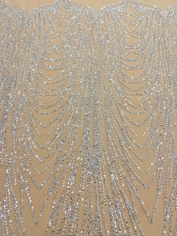 Dantela Couture Argintie pe Tulle Nude cu Model Liniar, cu Margele si Paiete