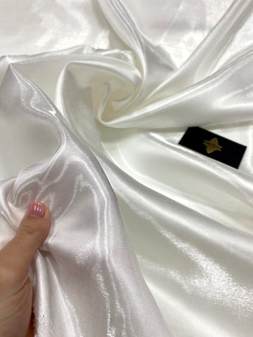 Satin Folyékony Fix Ivory