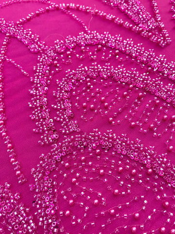 Dantela Couture Fucsia cu Model Geometric, cu Perle, Margele si Paiete
