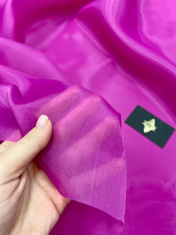 Organza gyöngyházfényű fukszia - 3 m széles