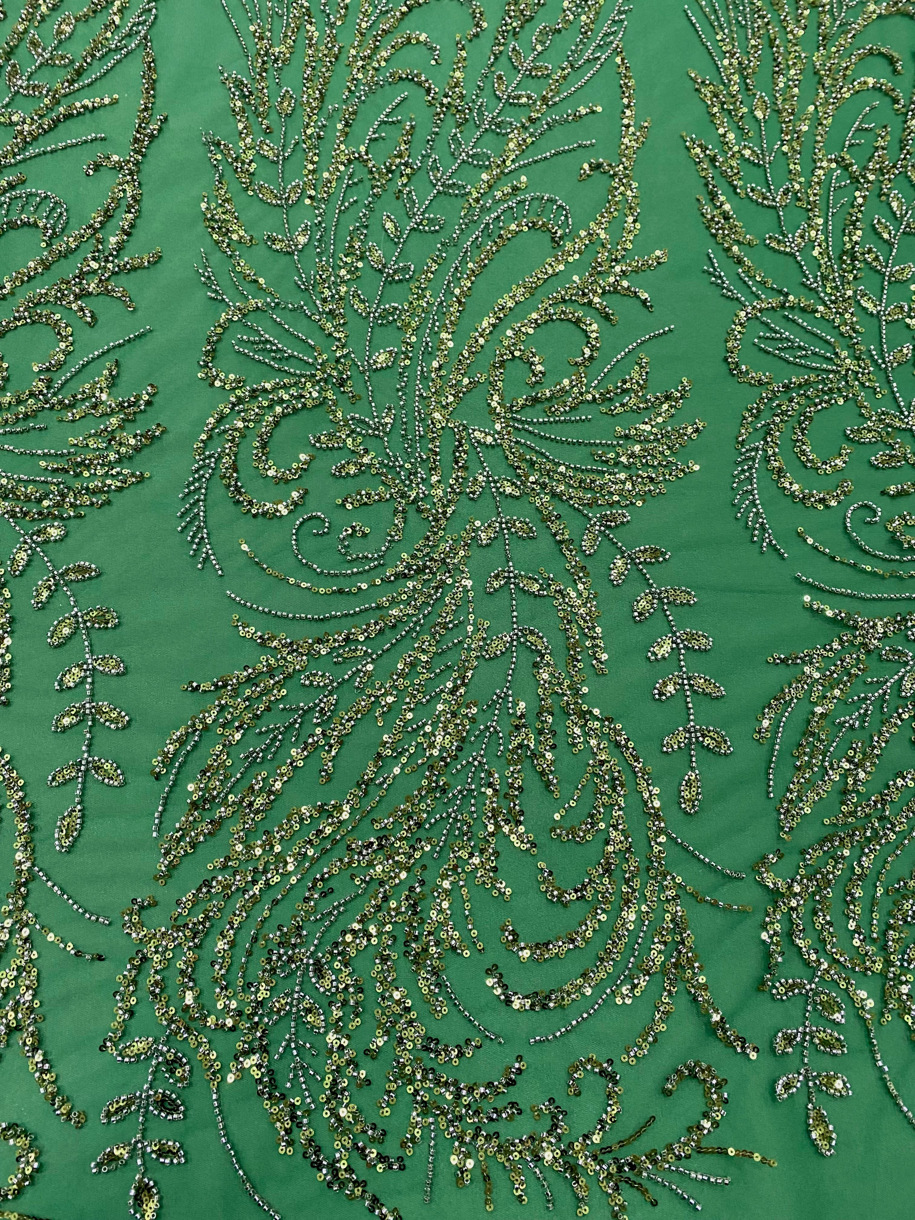 Dantela Couture Smaragdzöld virágmintával, gyöngyökkel és flitterekkel