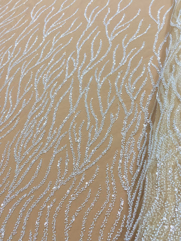 Dantela Couture Ivory cu Tulle Nude cu Siraguri, cu Margele si Paiete