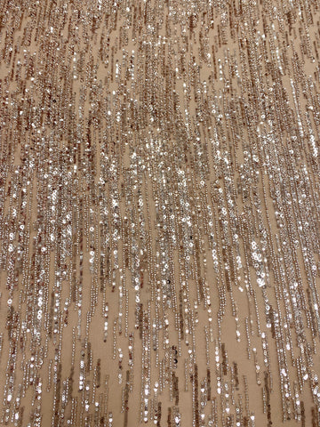 Dantela Couture Arany Rose lineáris mintával, gyöngyökkel és flitterekkel