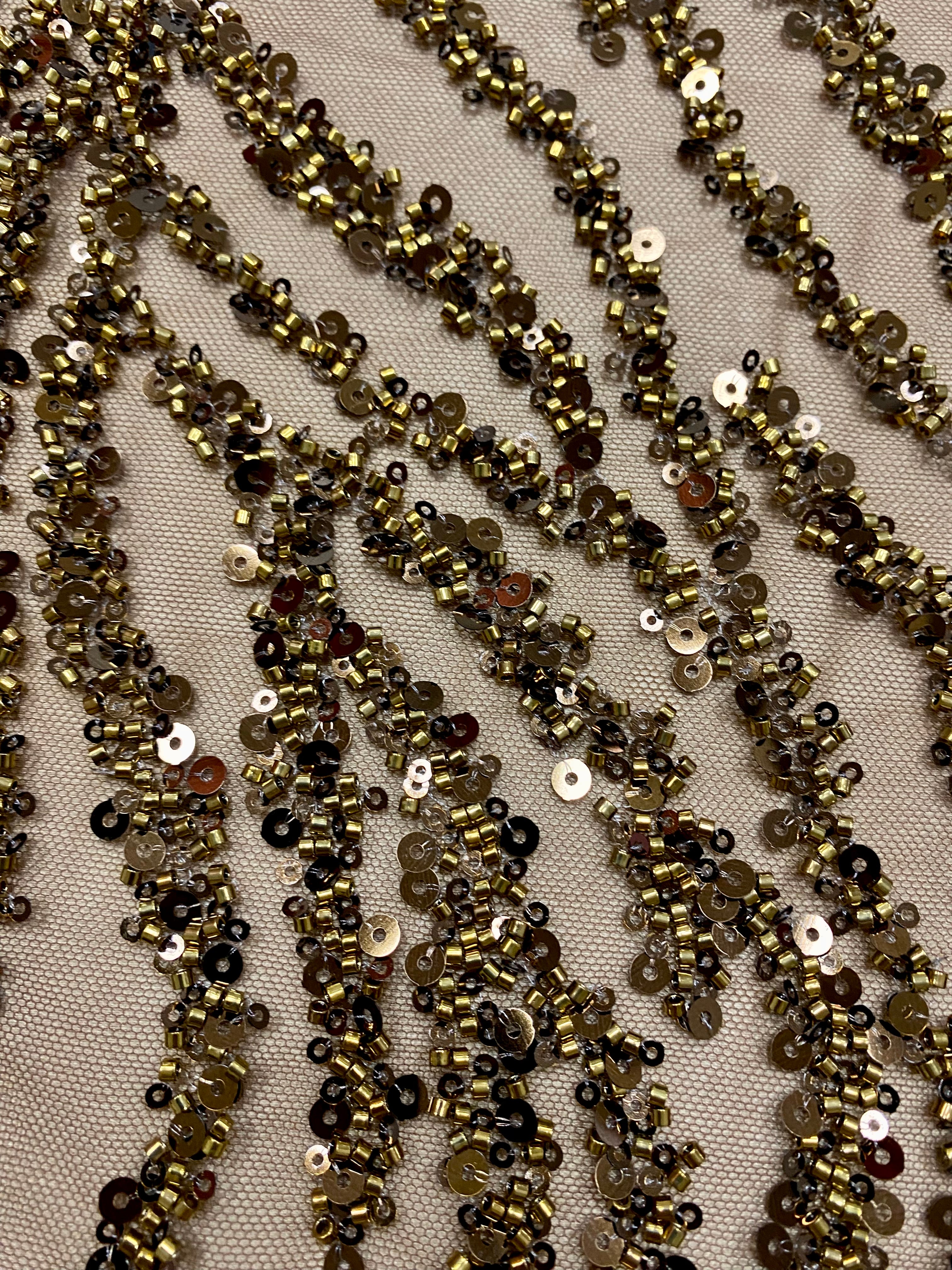 Dantela Couture Antik Arany Gyöngyökkel és Flitterekkel