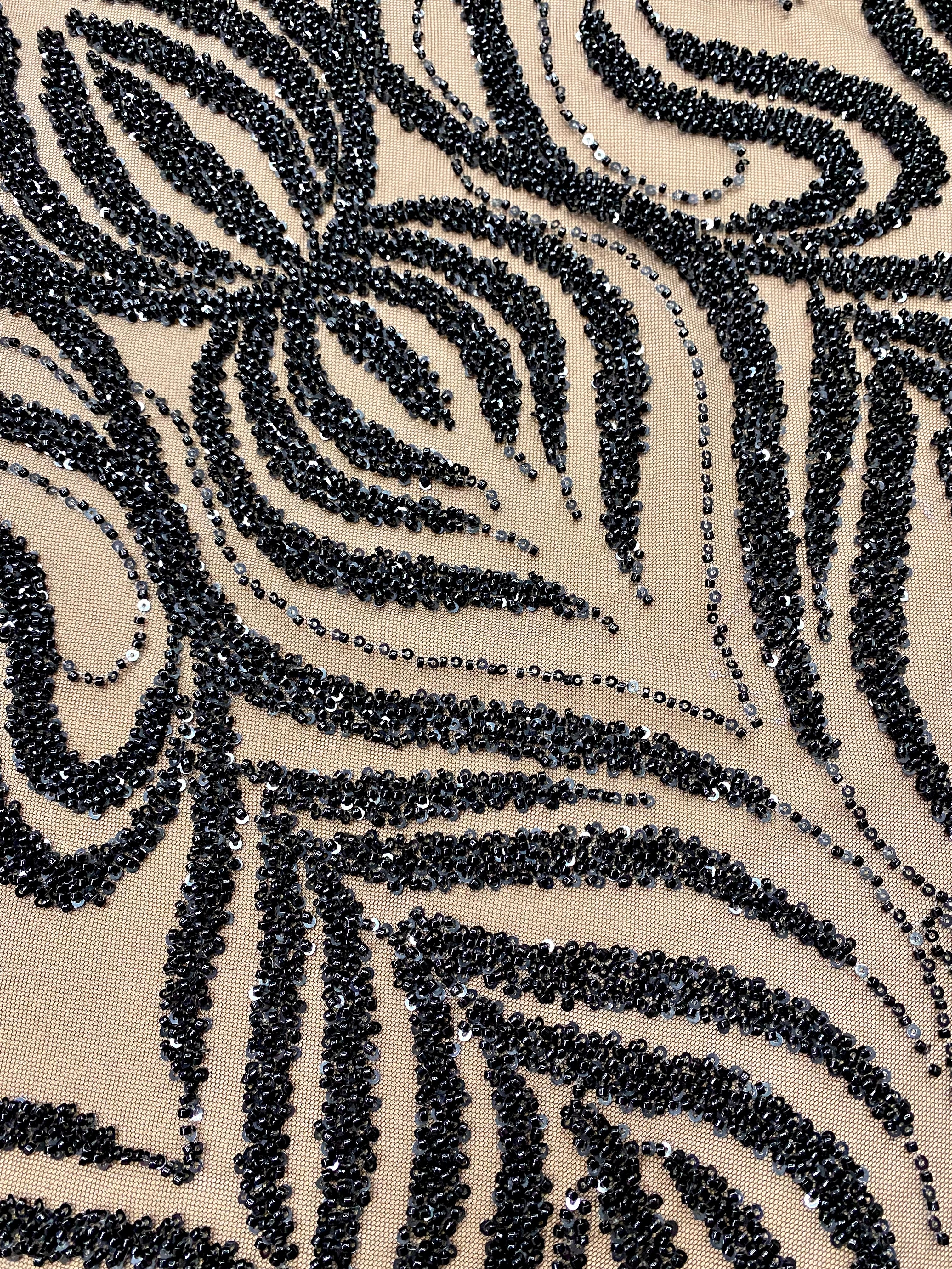 Dantela Couture Neagra cu Model Geometric, cu Margele si Paiete