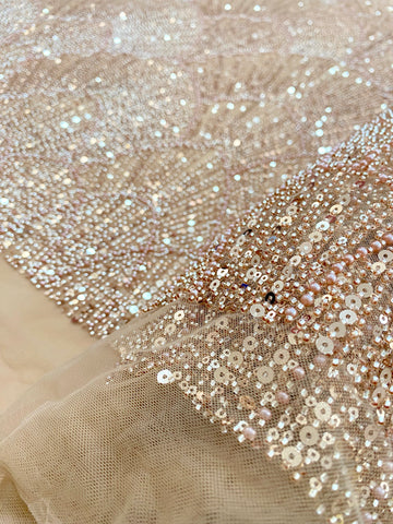 Dantela Couture Auriu Rose cu Model Geometric, cu Perle, Margele si Paiete