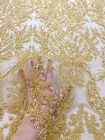 Dantela Couture Aurie cu Model Simetric, cu Perle, Margele si Paiete