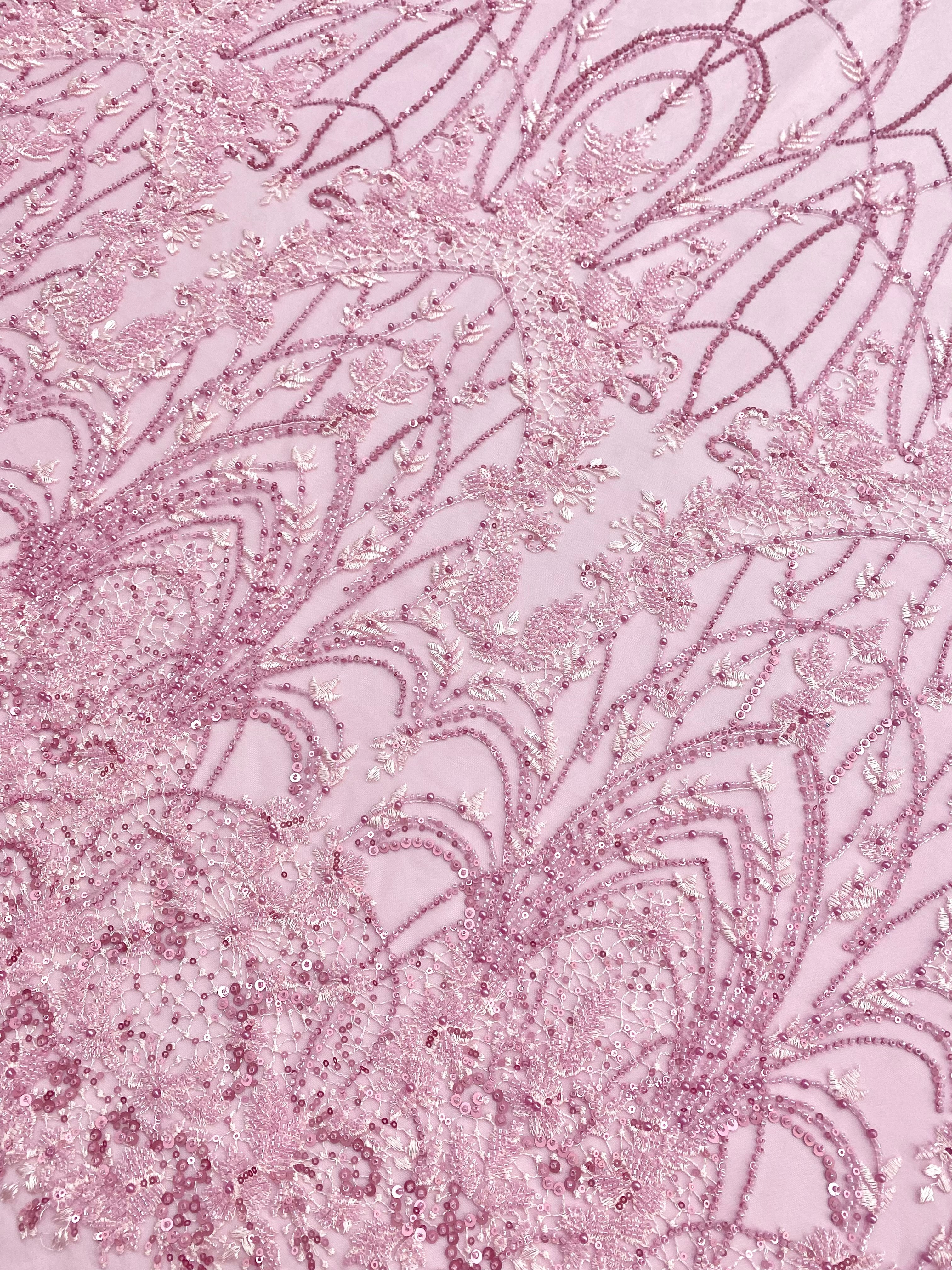 Dantela Couture Roz cu Model Geometric, cu Perle, Margele si Paiete