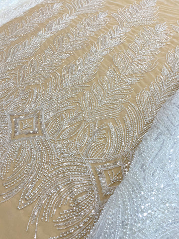 Dantela Couture Diamond geometriai mintával, gyöngyökkel, gyöngyökkel és flitterekkel