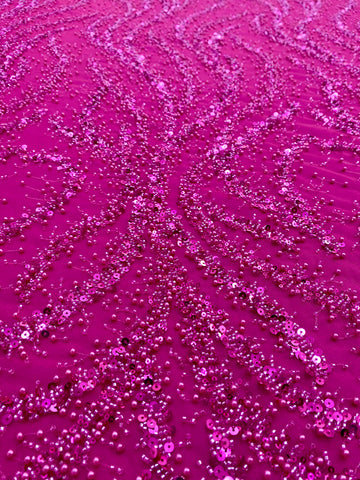 Dantela Couture Fucsia gyöngyökkel, gyöngyökkel és flitterekkel