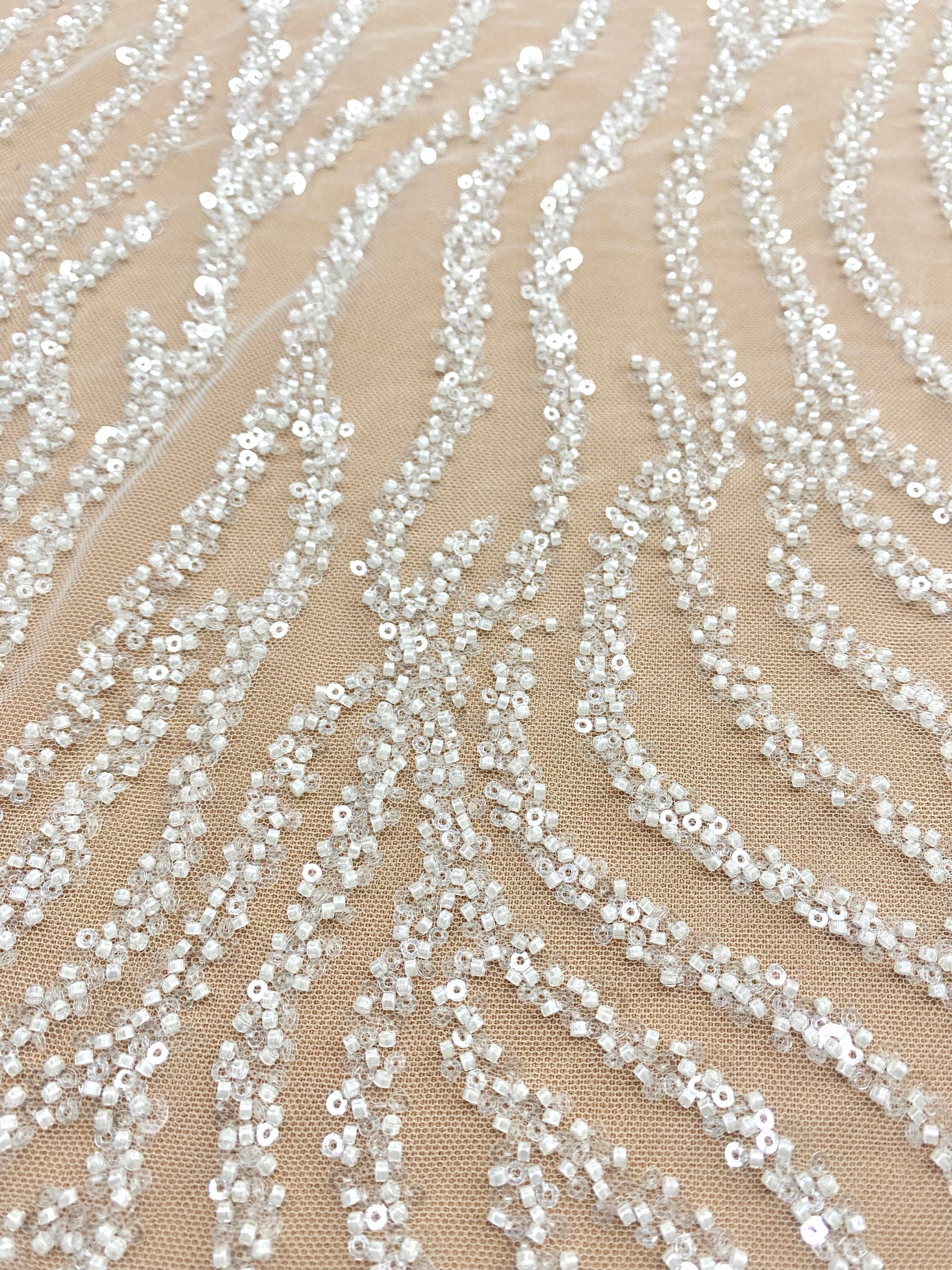 Dantela Couture Ivory cu Siraguri, cu Margele si Paiete