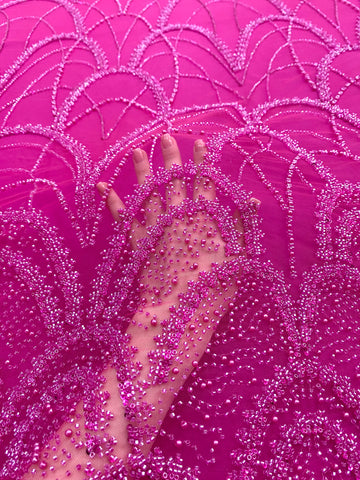 Dantela Couture Fucsia cu Model Geometric, cu Perle, Margele si Paiete