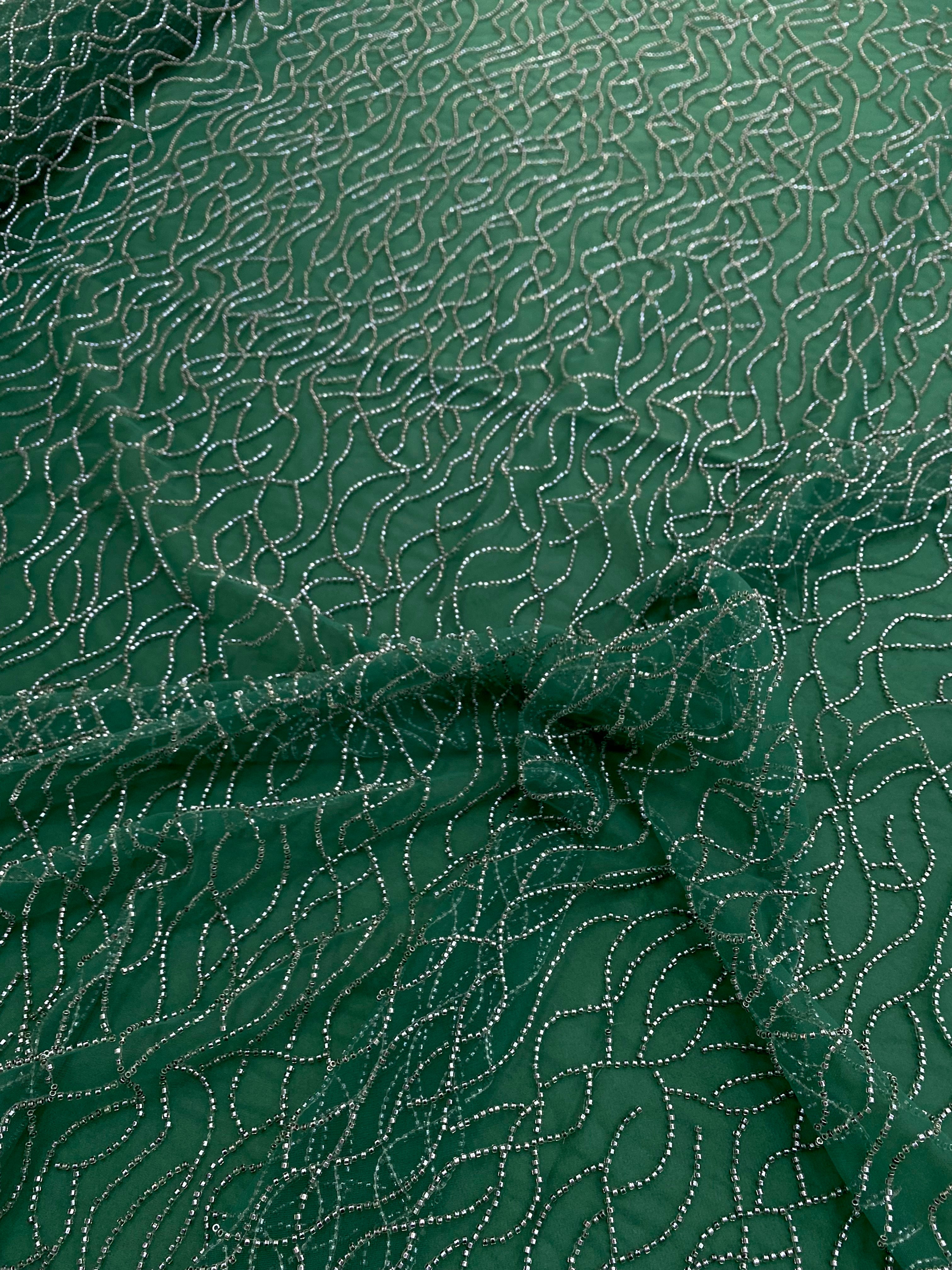 Dantela Couture Smaragdzöld gyöngysorokkal