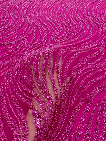 Dantela Couture Fucsia lineáris mintával, gyöngyökkel és flitterekkel