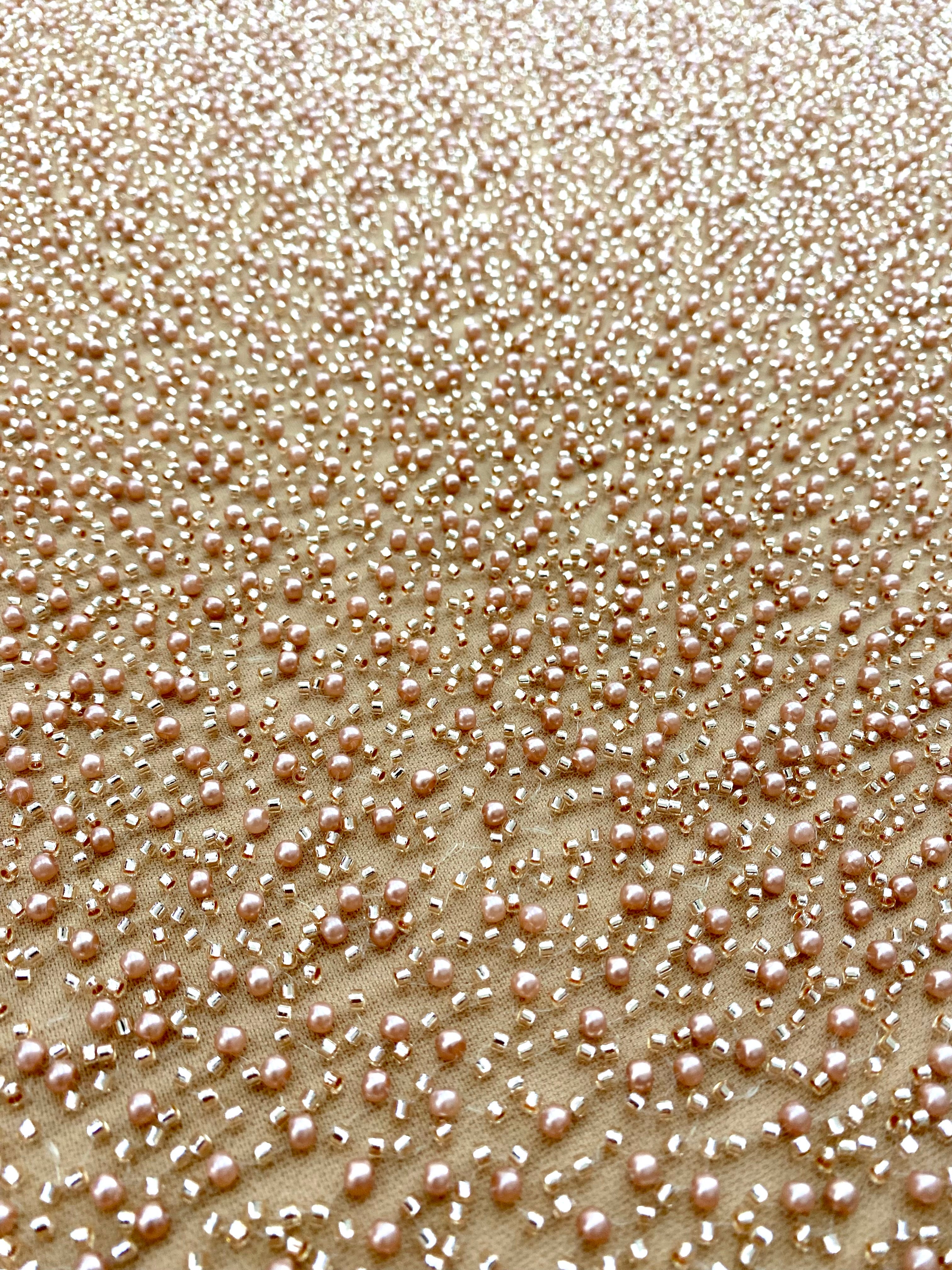 Dantela Couture Auriu Rose cu Model General, cu Perle si Margele