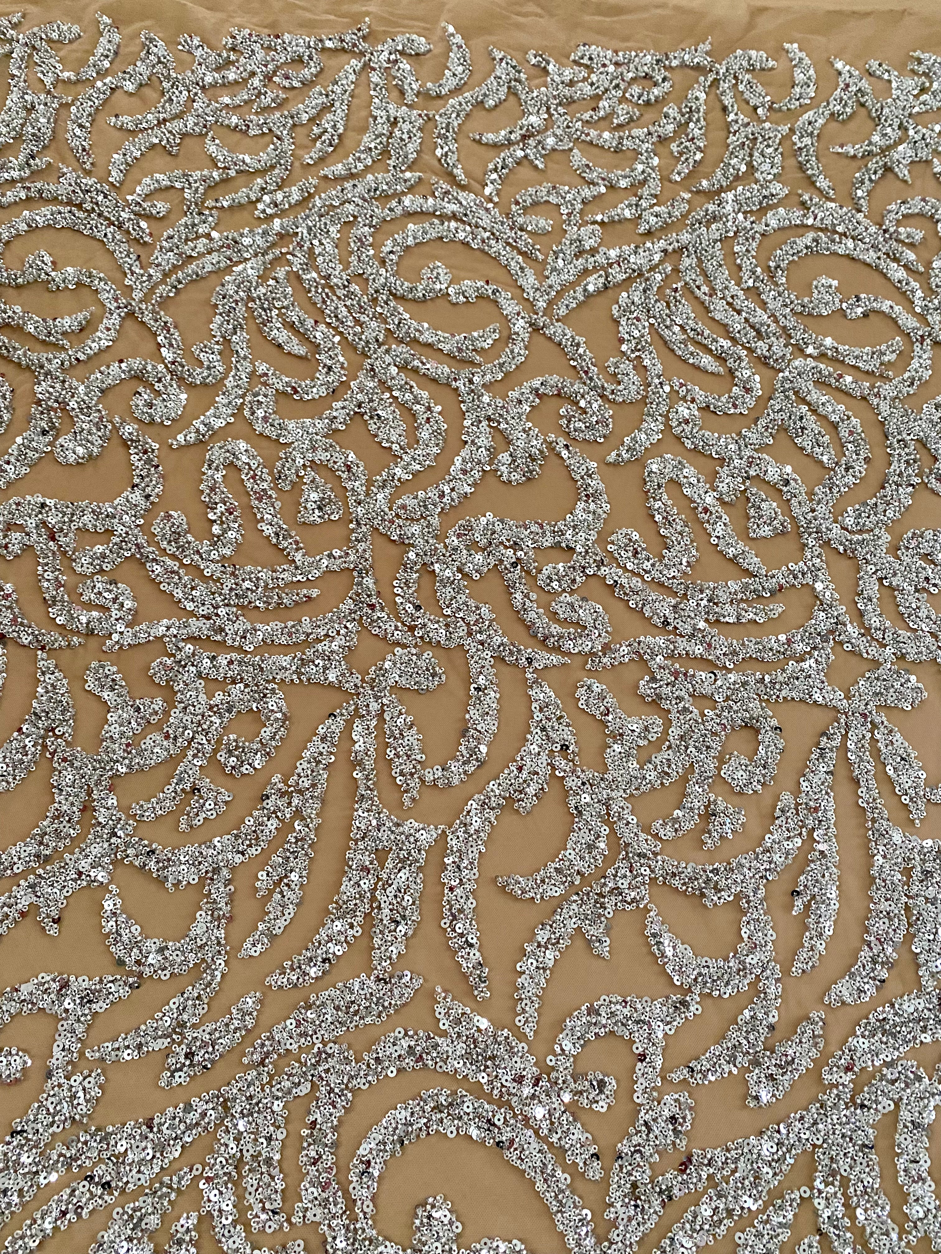 Dantela Couture Argintie cu Tulle Nude cu Margele si Paiete