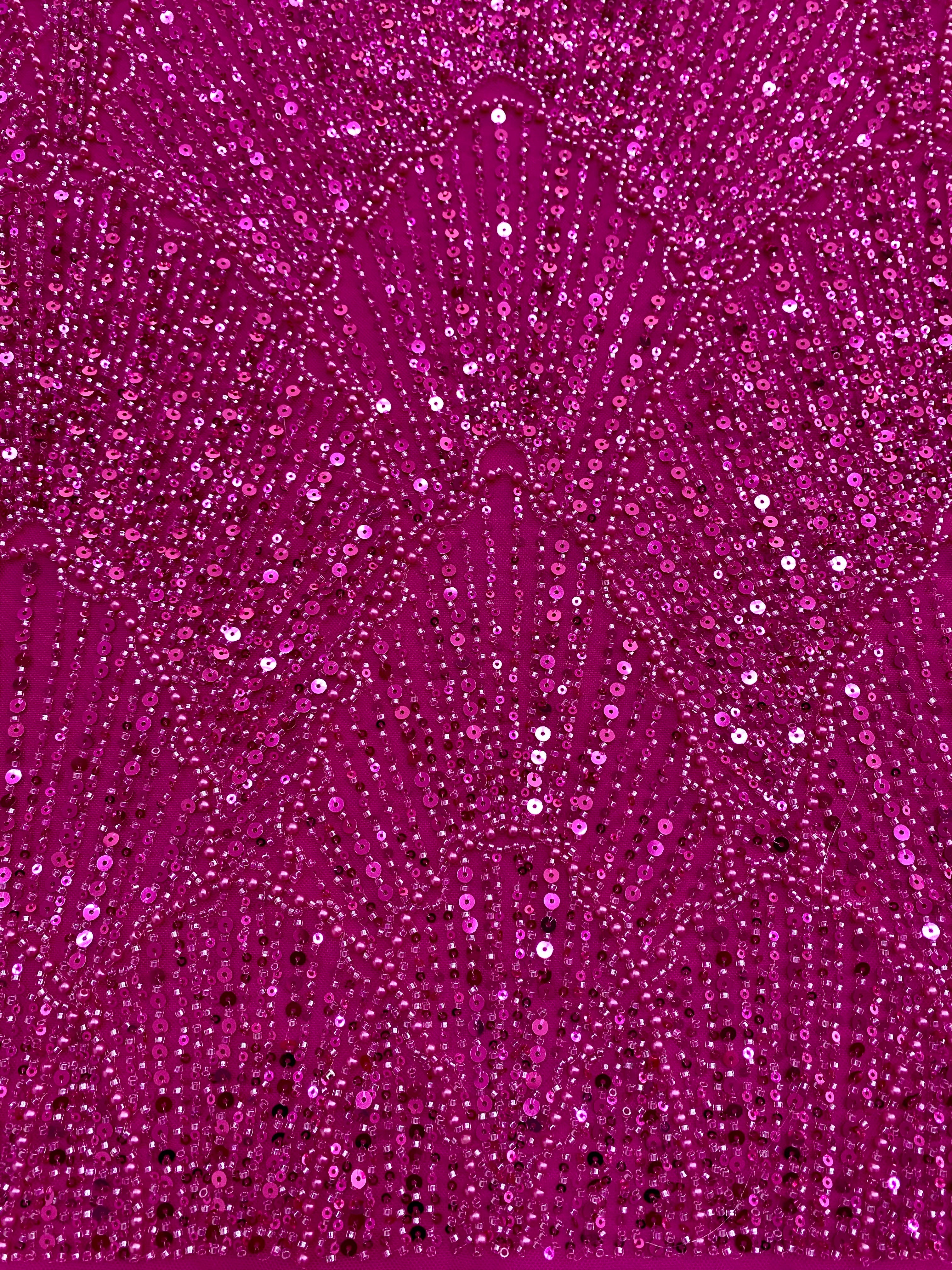 Dantela Couture Fucsia geometriai mintával, gyöngyökkel, gyöngyöcskékkel és flitterekkel