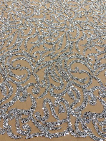 Csipke Couture ezüst tüll nude alapon gyöngyökkel és flitterekkel