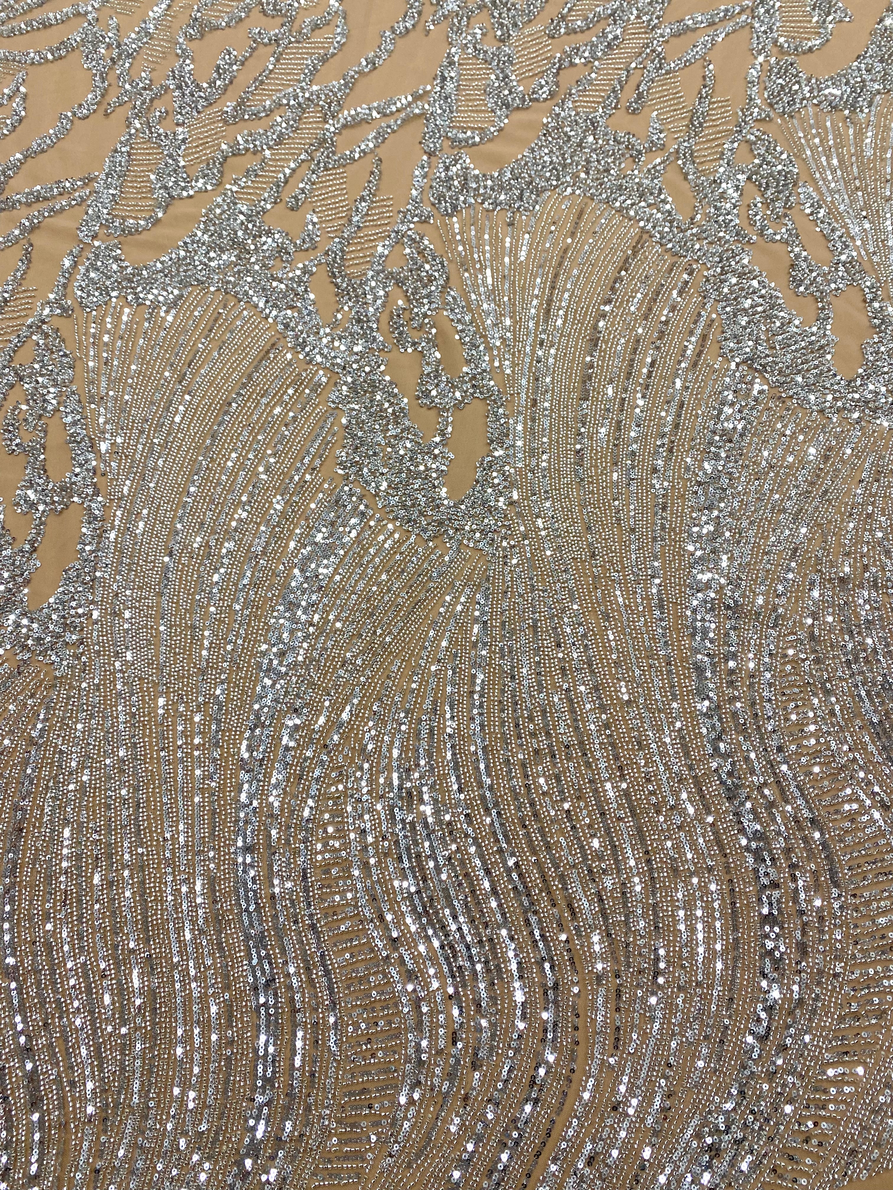 Csipke Couture ezüst tüll nude alapon geometrikus mintával, gyöngyökkel és flitterekkel