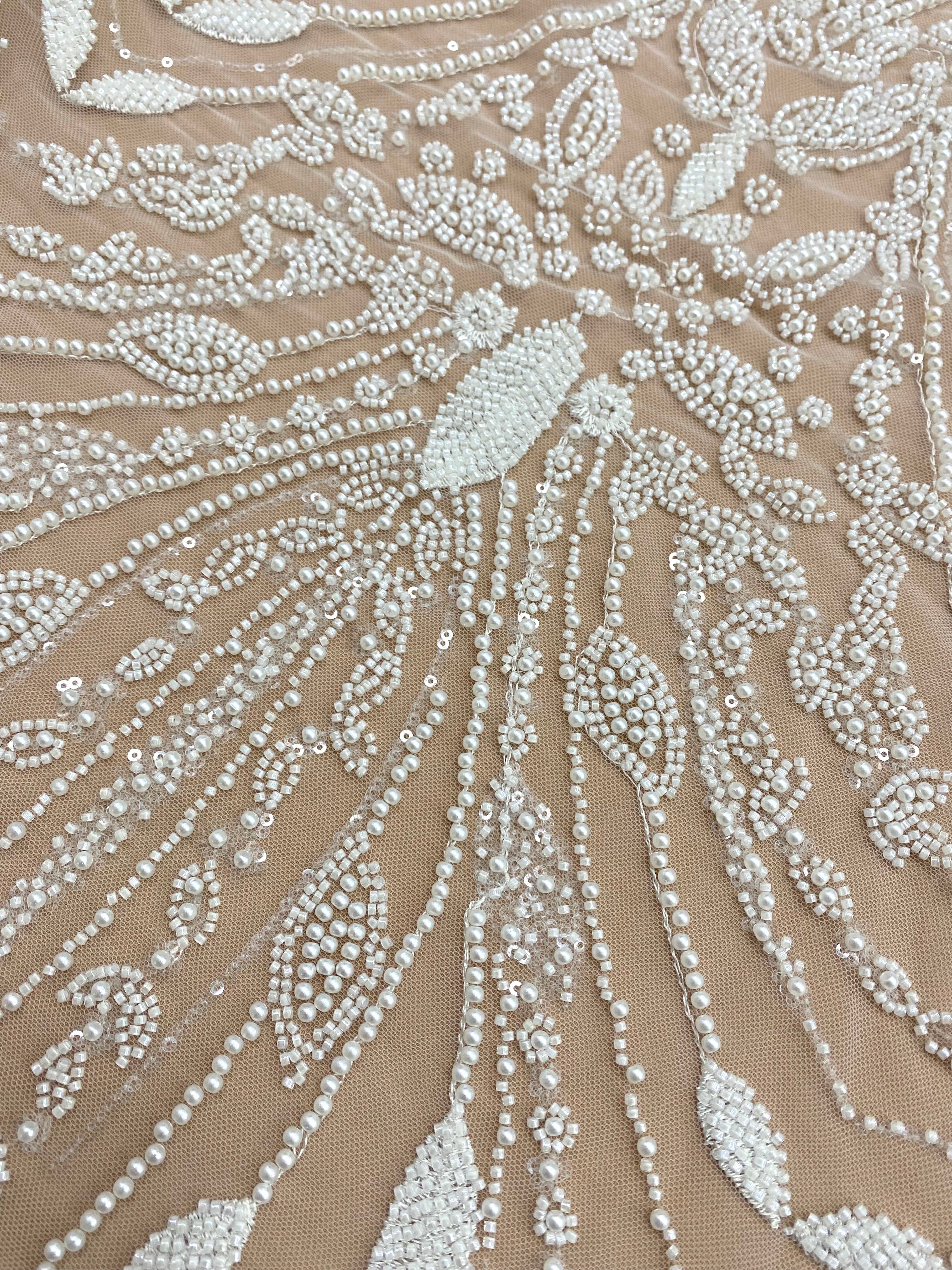 Dantela Couture Ivory cu Model Geometric, cu Perle, Margele si Paiete