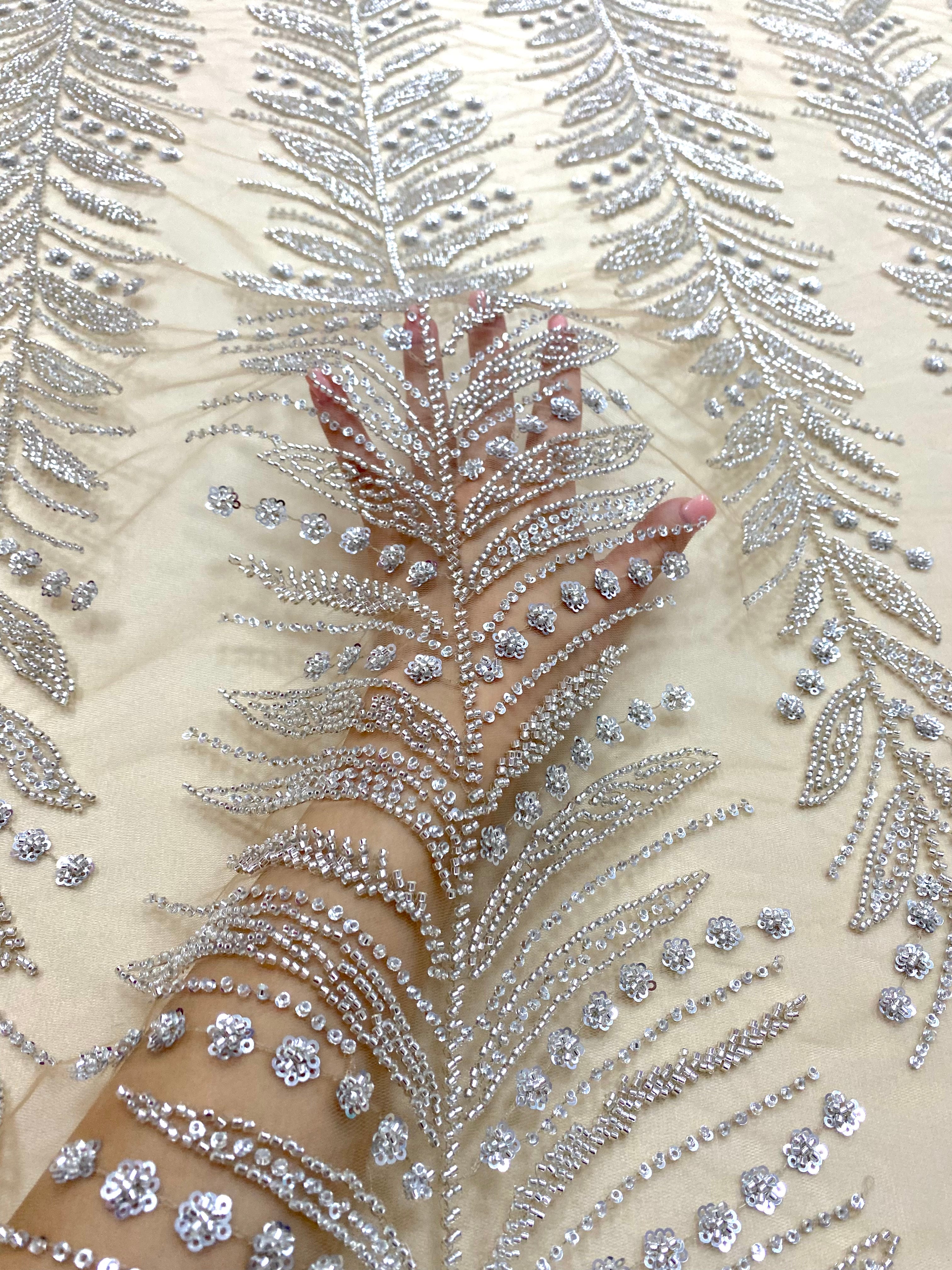 Dantela Couture Argintie cu Tulle Nude cu Crengi, cu Margele si Paiete
