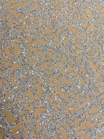 Csipke Couture ezüst tüll nude alapon gyöngyökkel és flitterekkel