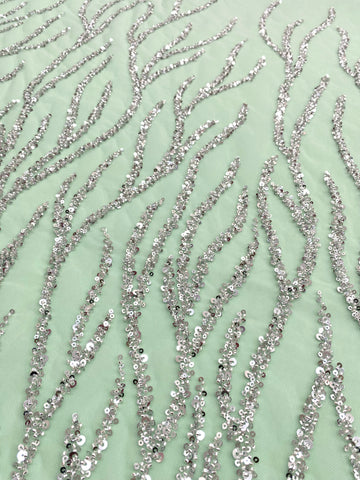 Dantela Couture Argintie pe Tulle Verde Menta cu Siraguri, cu Margele si Paiete