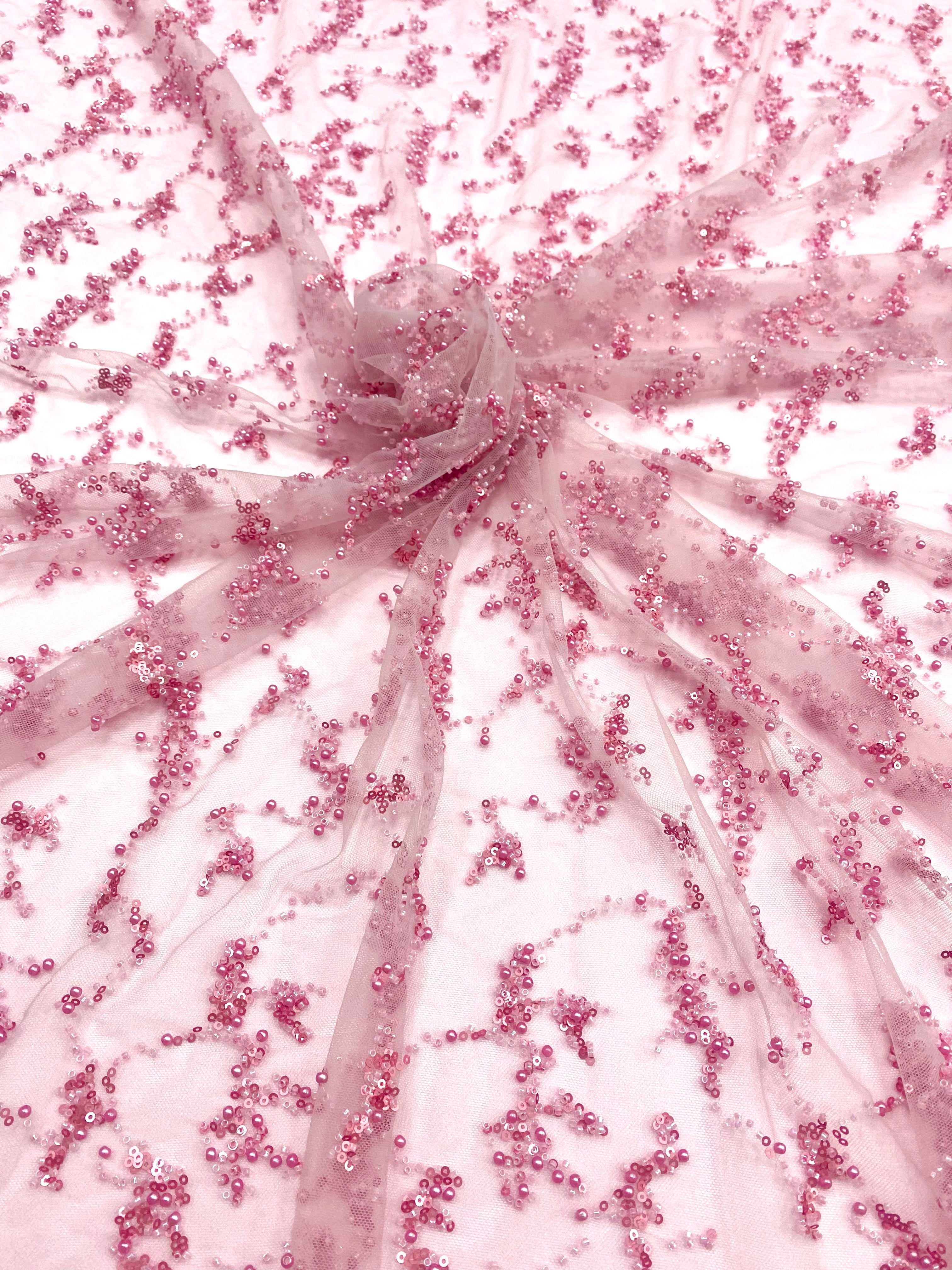 Dantela Couture Roz cu Perle, Margele si Paiete