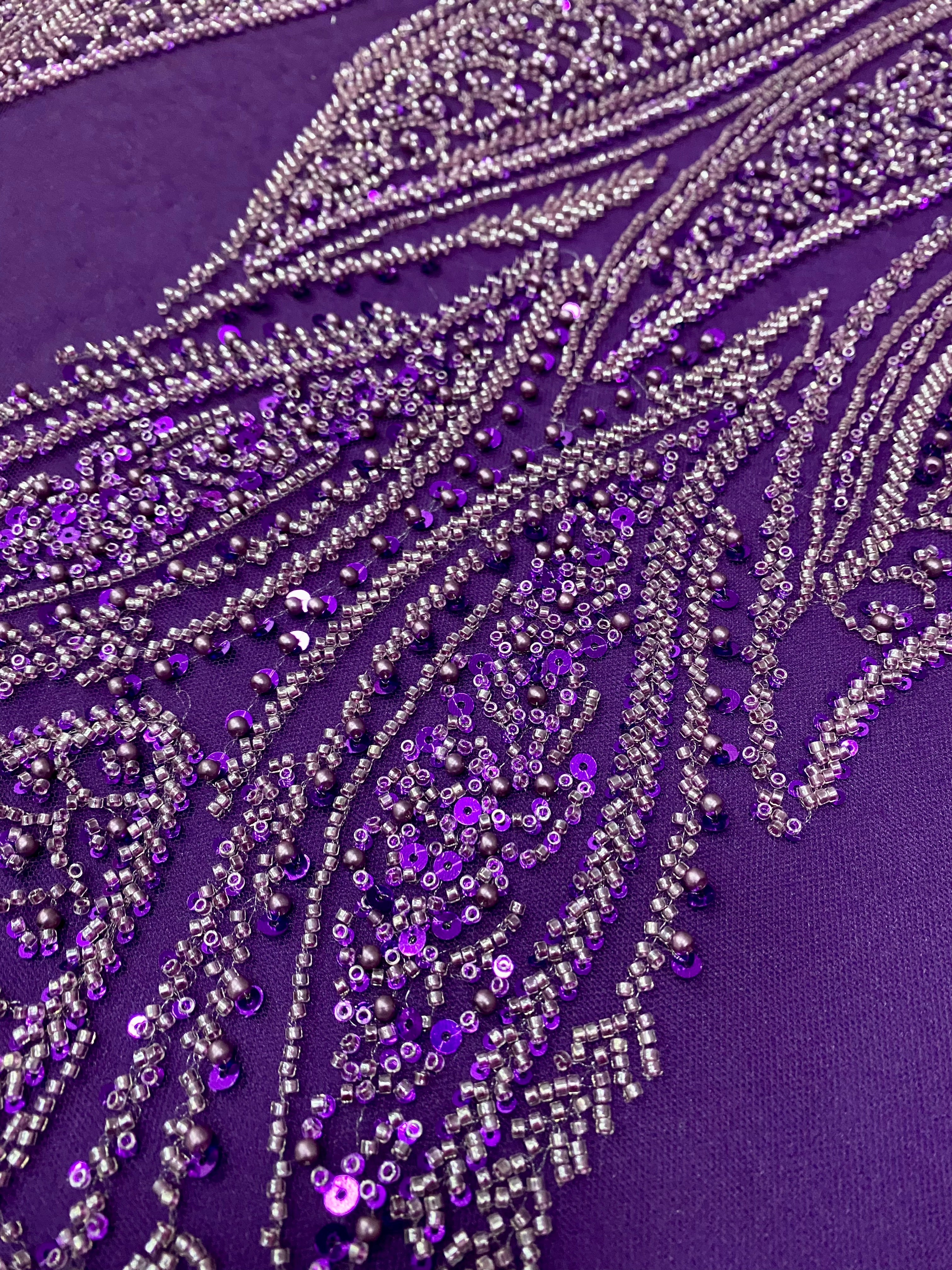 Dantela Couture Mov Inchis cu Panou, cu Perle, Margele si Paiete