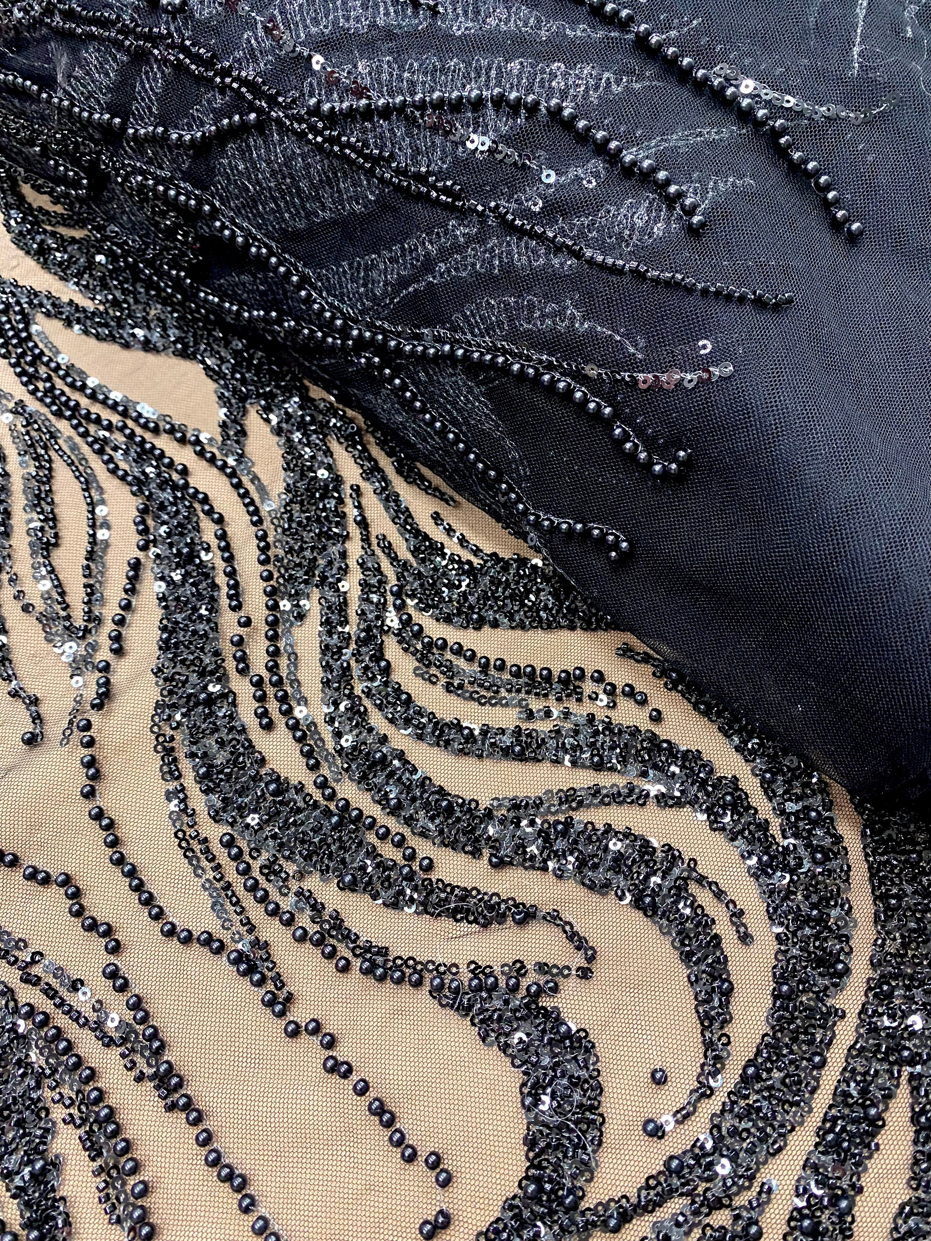 Dantela Couture Neagra cu Model Geometric, cu Perle, Margele si Paiete