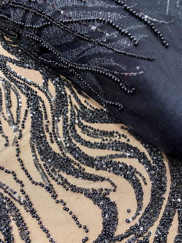 Dantela Couture Neagra cu Model Geometric, cu Perle, Margele si Paiete