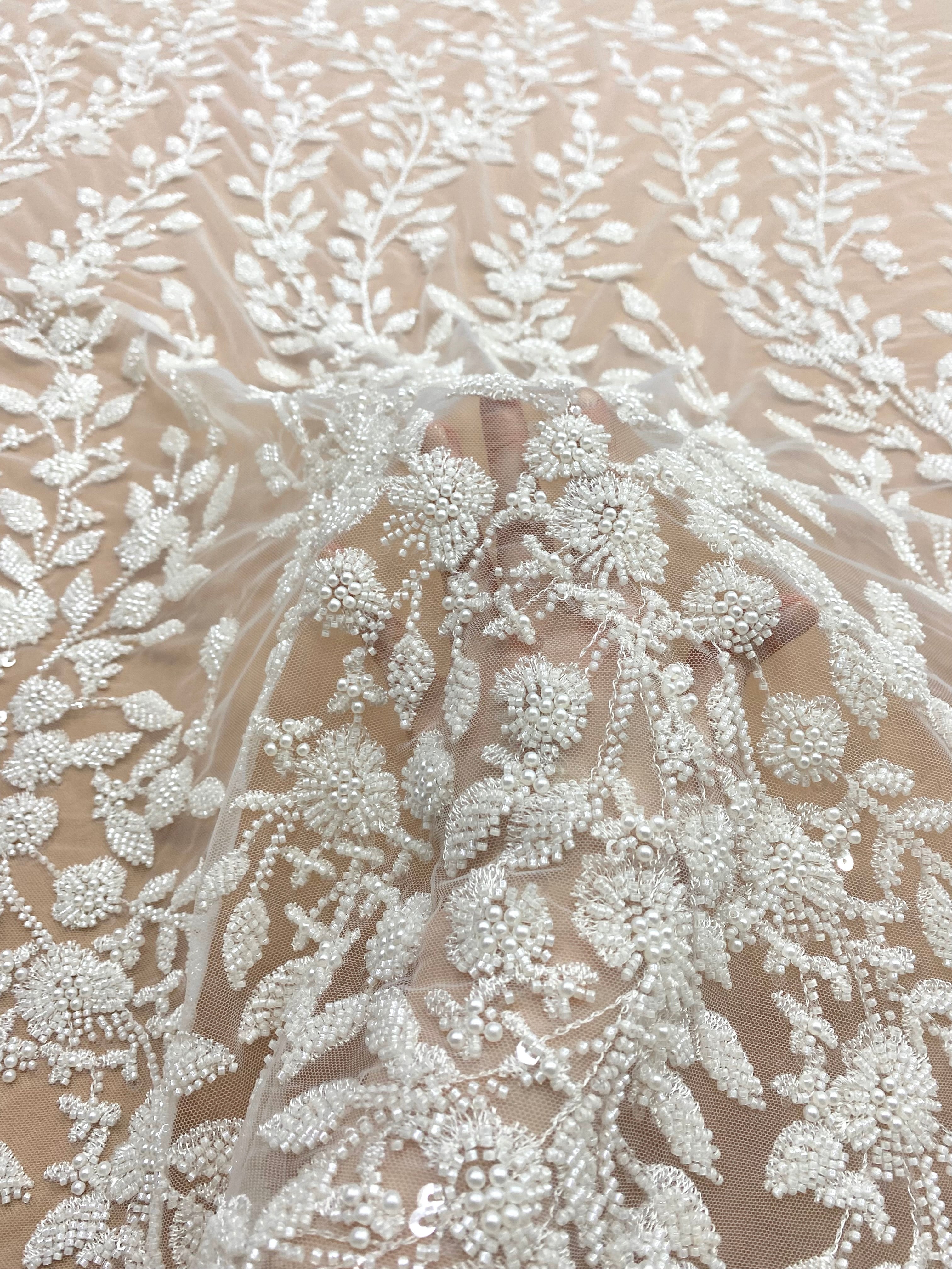 Dantela Couture Ivory cu Model Floral, Perle, Margele si Paiete