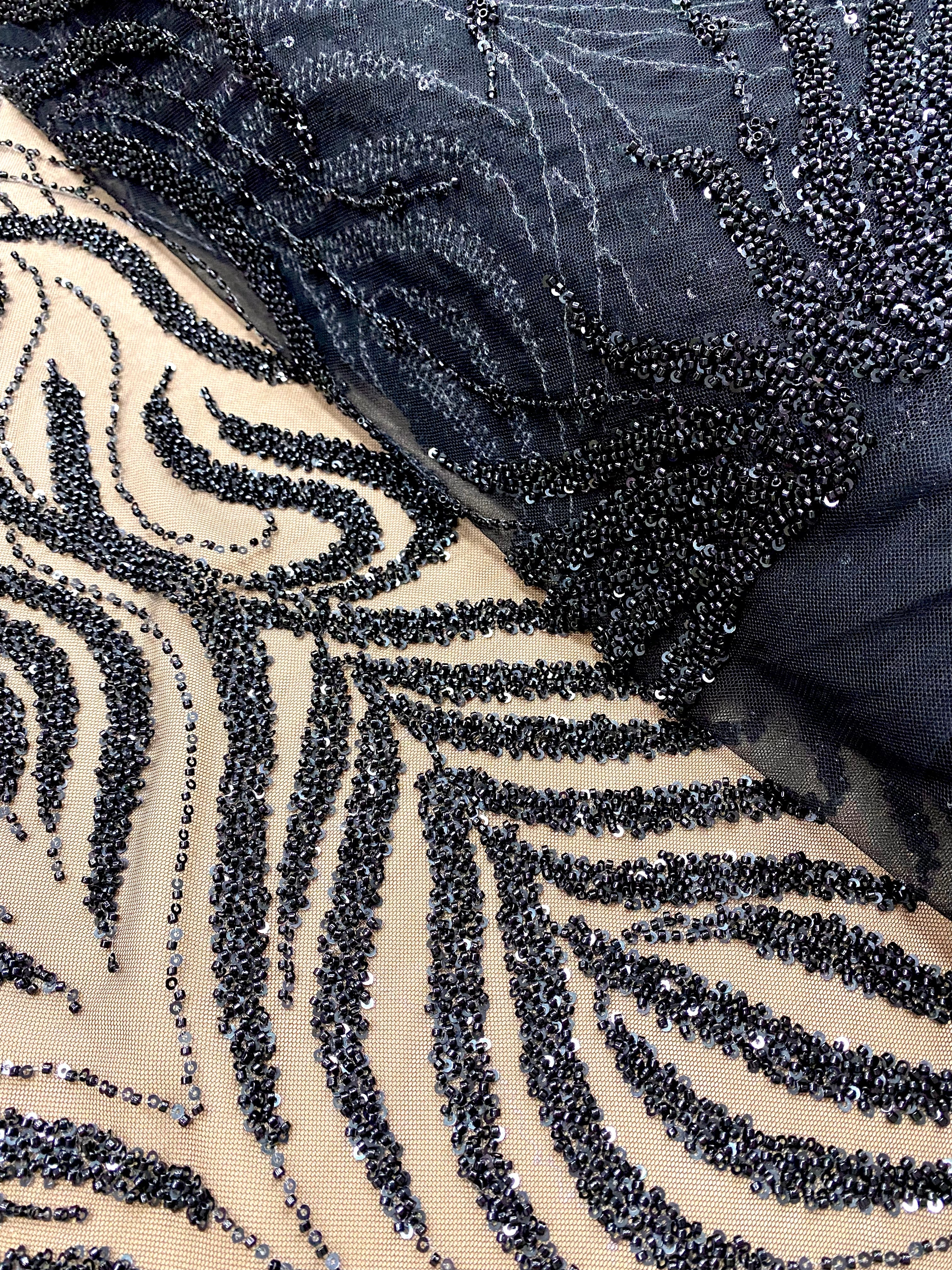 Dantela Couture Neagra cu Model Geometric, cu Margele si Paiete