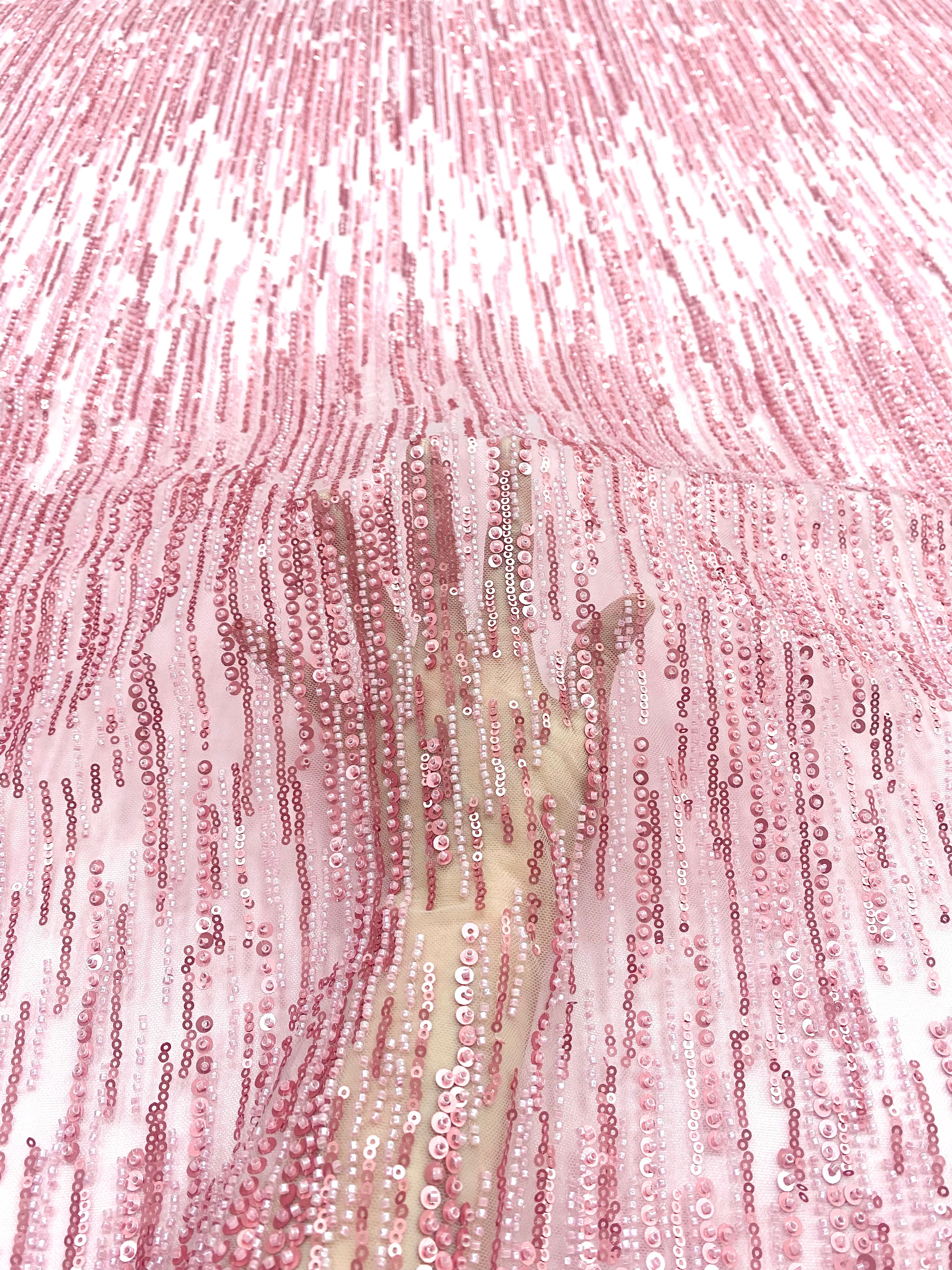 Dantela Couture Roz cu Model Liniar, cu Margele si Paiete