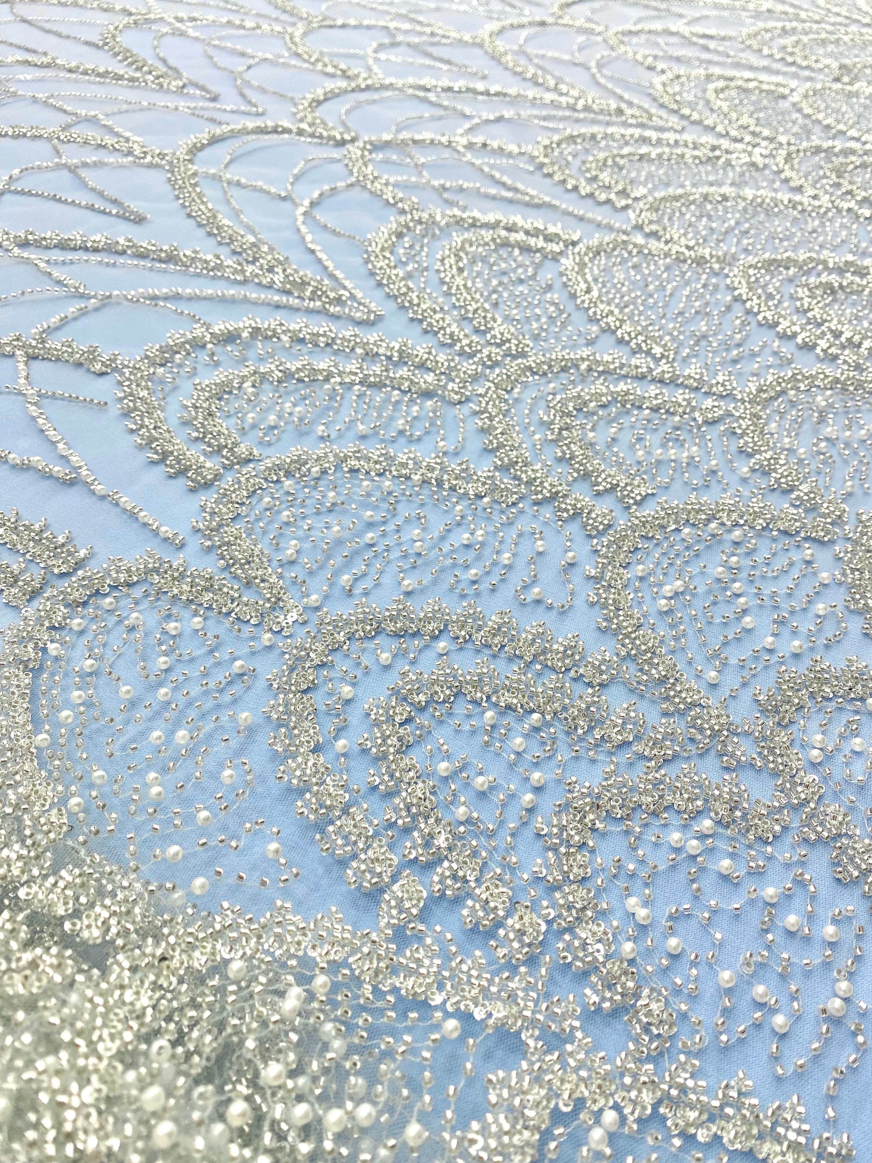 Dantela Couture Argintie cu Tulle Baby Blue cu Model Geometric, cu Perle, Margele Si Paiete
