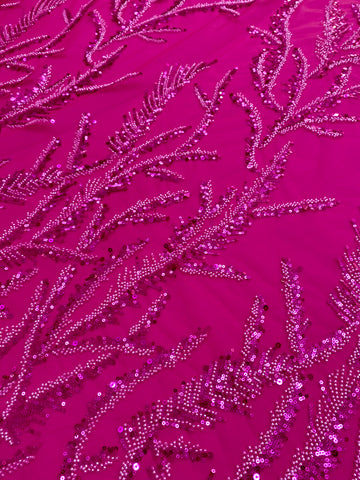Dantela Couture fukszia ágacskákkal, gyöngyökkel és flitterekkel
