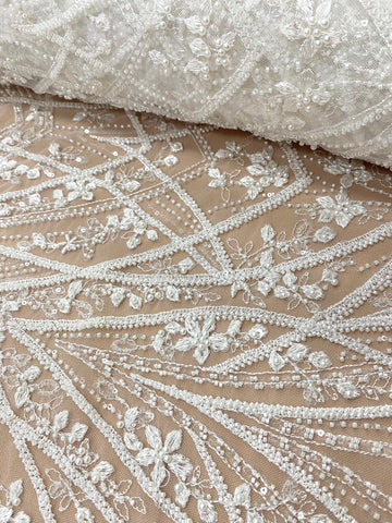 Dantela Couture Ivory cu Model Geometric, cu Perle, Margele si Paiete