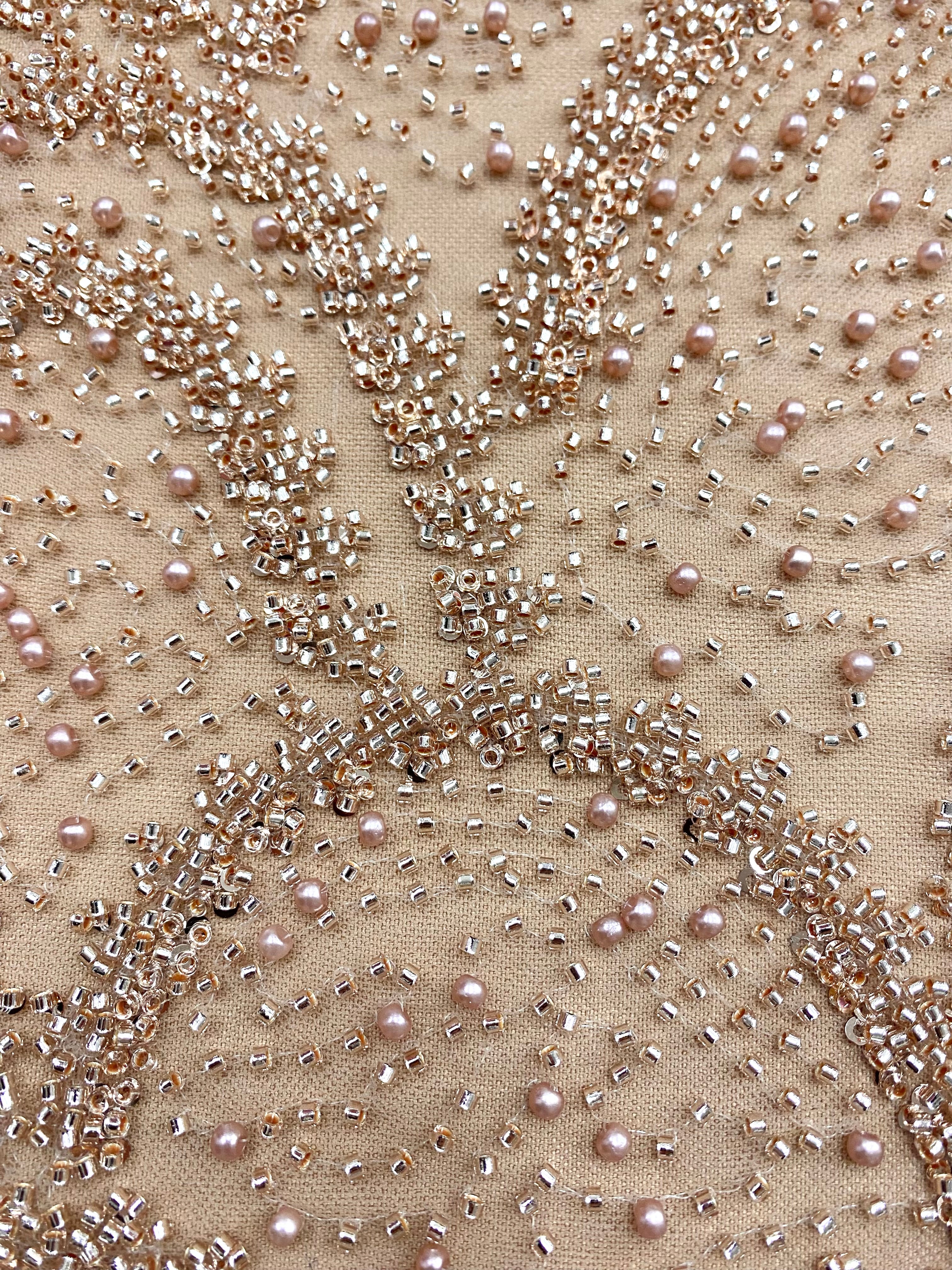 Dantela Couture Auriu Rose cu Model Geometric, cu Perle, Margele si Paiete