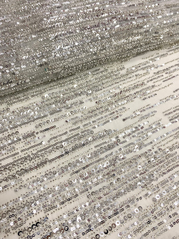 Dantela Couture Argintie pe Tulle Ivory cu Model Liniar, cu Margele si Paiete