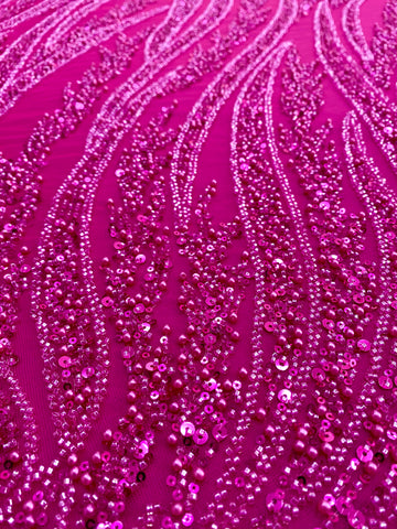 Dantela Couture Fucsia gyöngyökkel, gyöngyökkel és flitterekkel díszített panellel