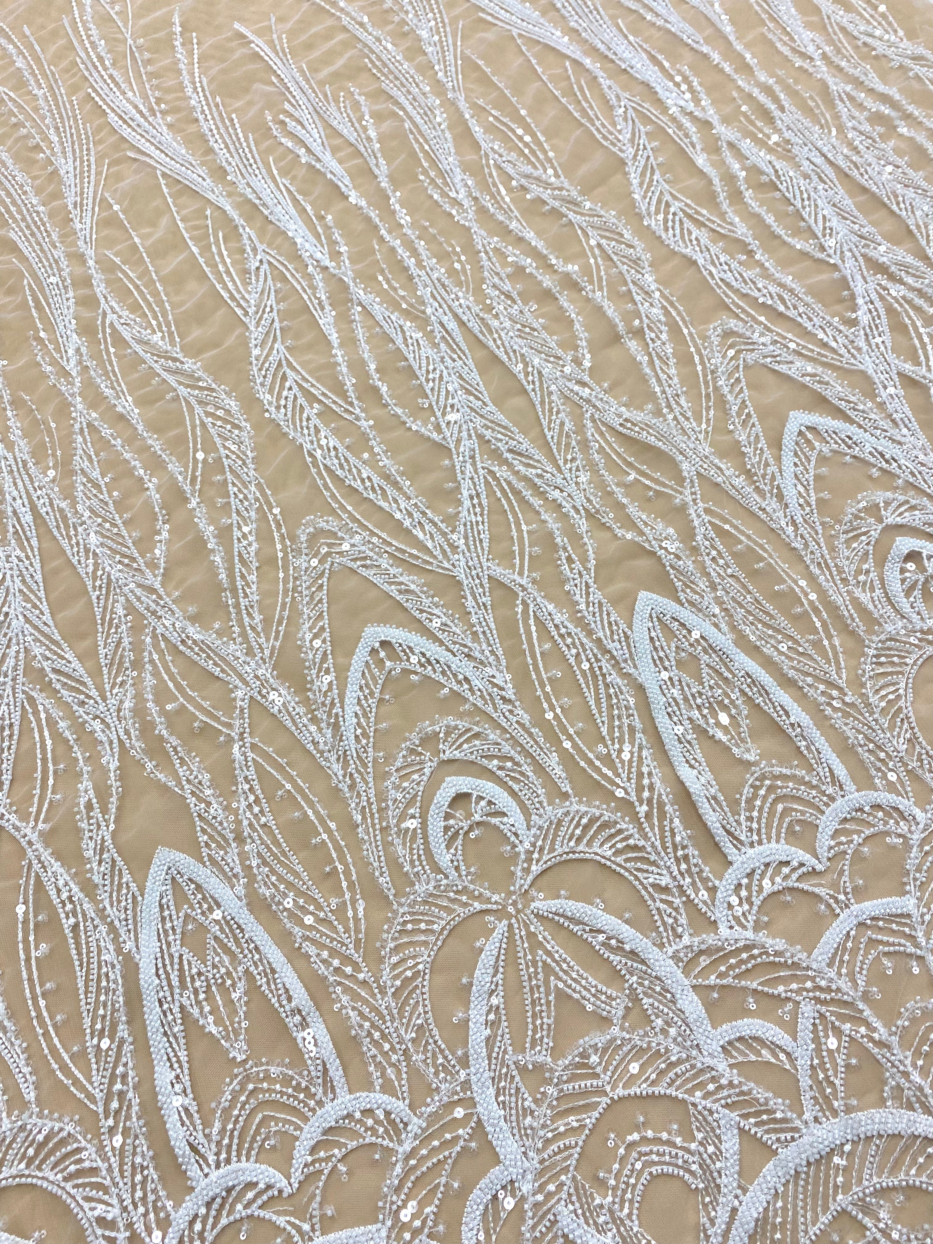 Dantela Couture Ivory geometriai mintával, gyöngyökkel és flitterekkel