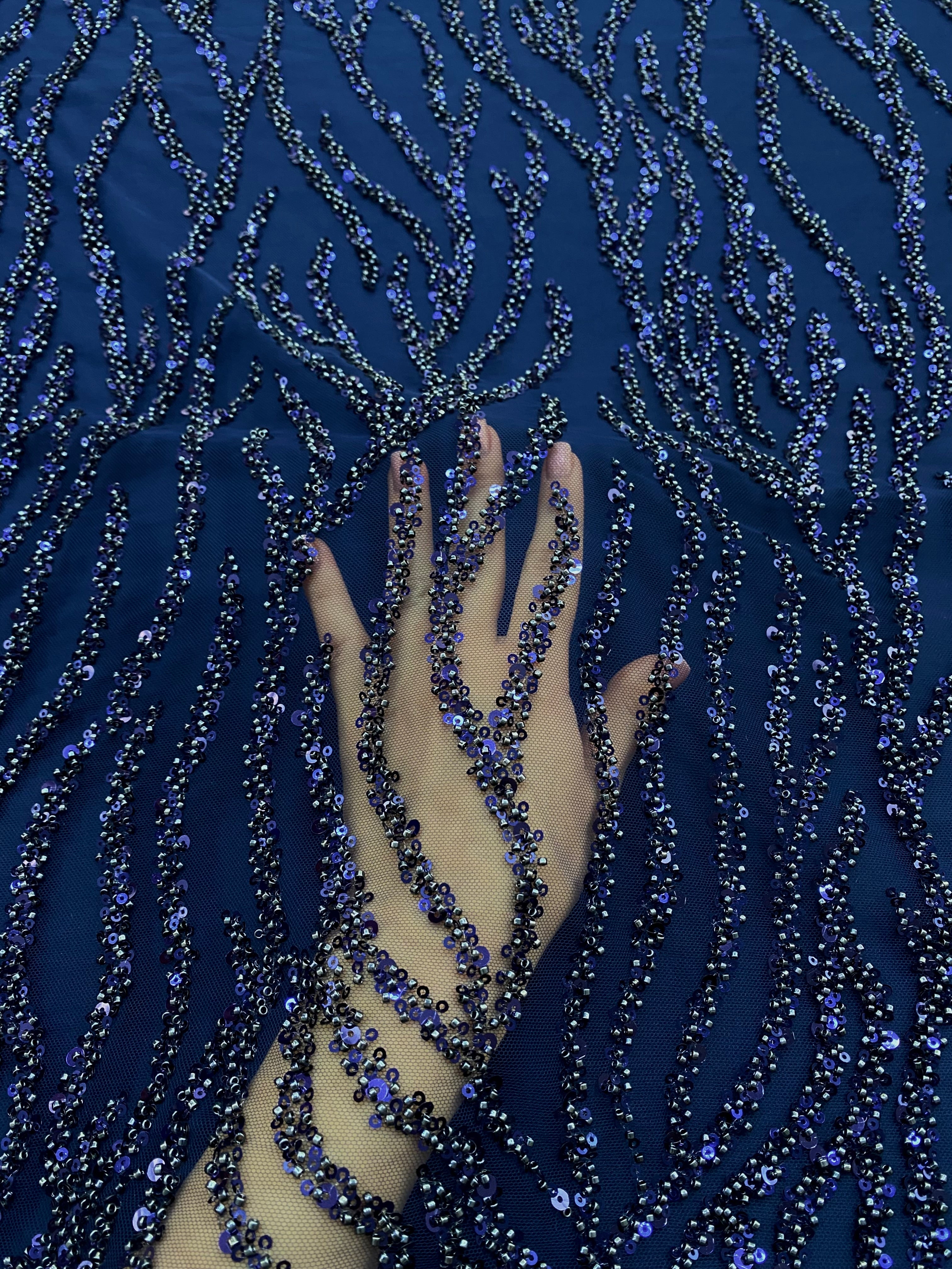 Dantela Couture Bleumarin cu Siraguri, cu Margele si Paiete