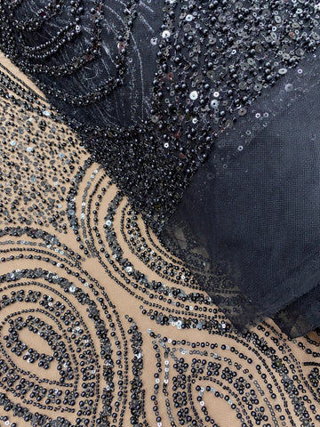 Dantela Couture Neagra cu Model Geometric, cu Perle, Margele si Paiete