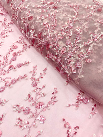 Dantela Couture Roz cu Model Floral, cu Margele si Paiete