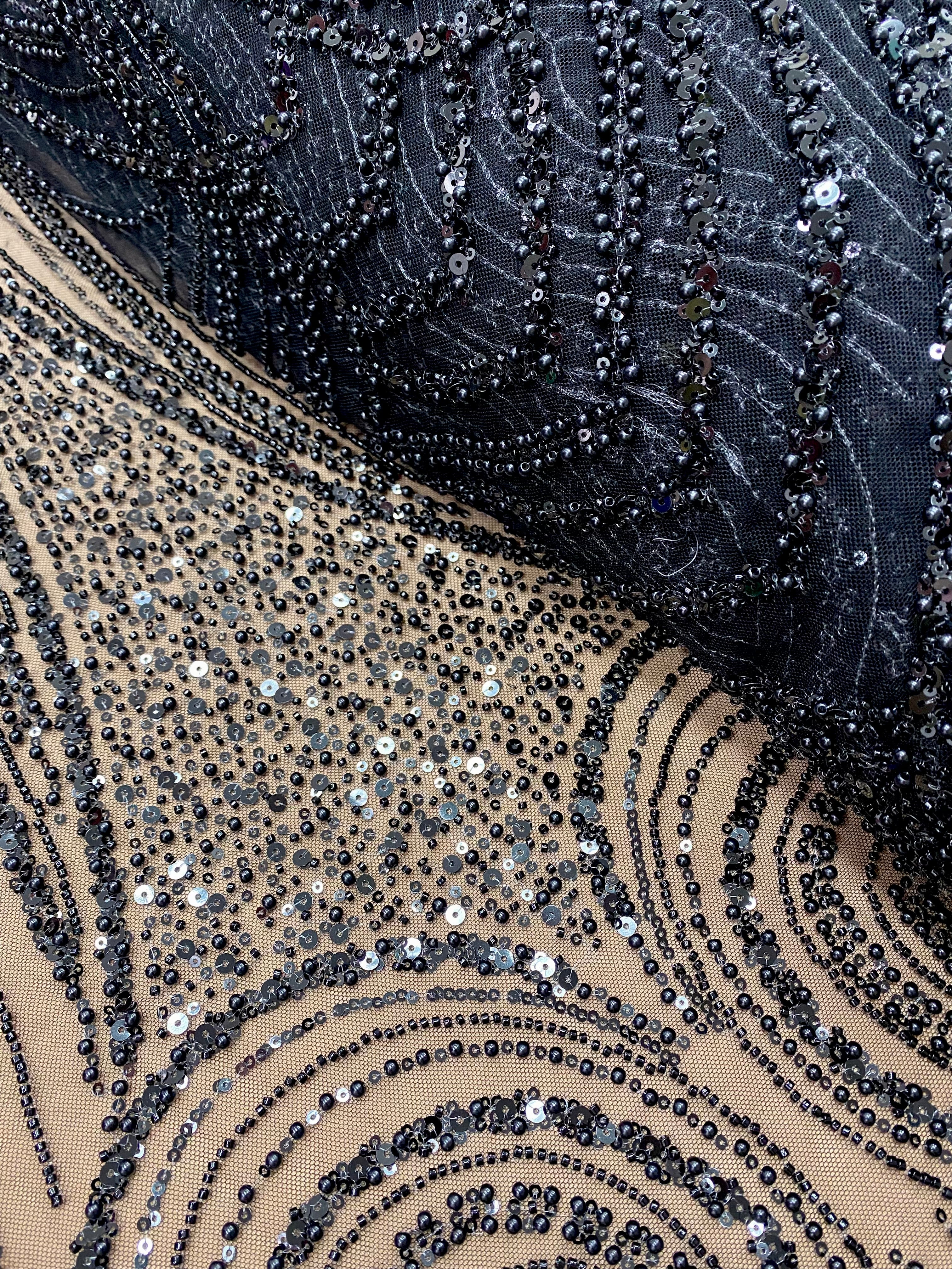 Dantela Couture Neagra cu Model Geometric, cu Perle, Margele si Paiete