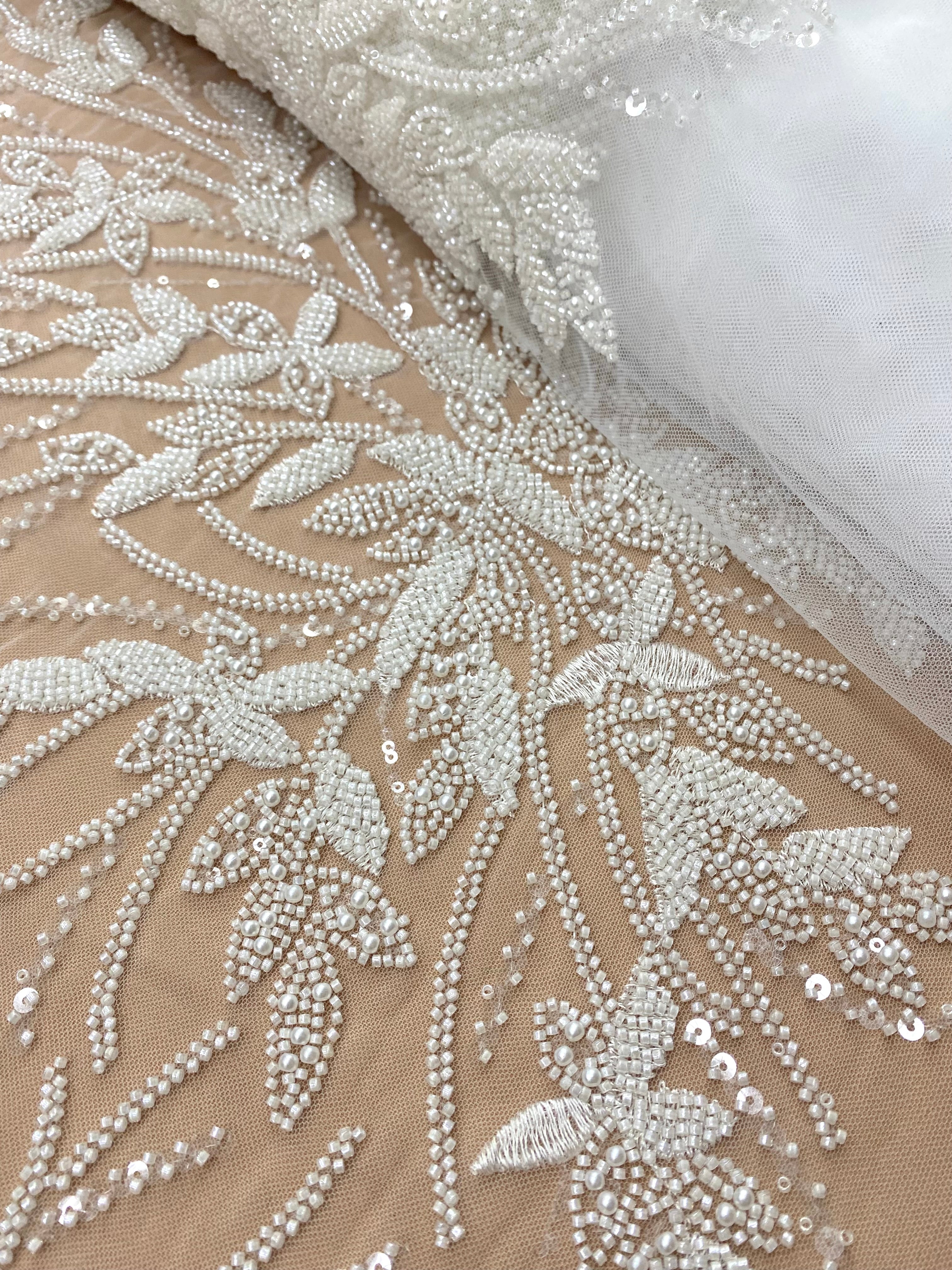 Dantela Couture Ivory cu Model Floral, Perle, Margele si Paiete