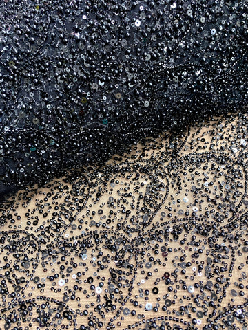 Dantela Couture Neagra cu Model Geometric, cu Perle, Margele si Paiete