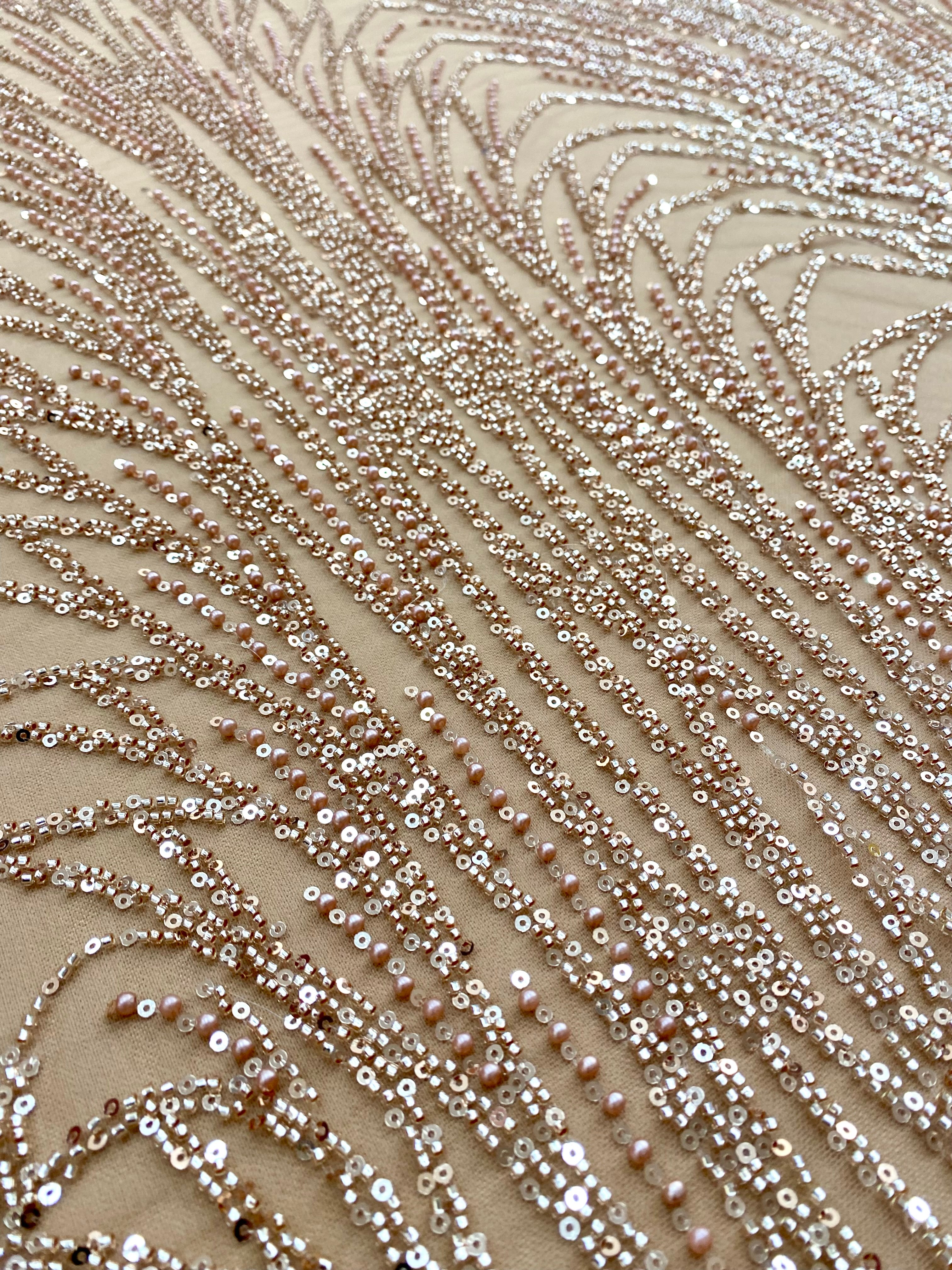 Dantela Couture Auriu Rose cu Model Liniar, cu Margele si Paiete